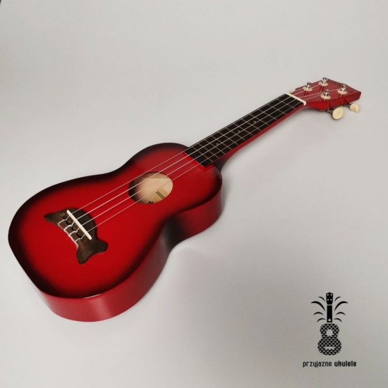 Makala Delfin Red Burst ukulele sopranowe z pokrowcem